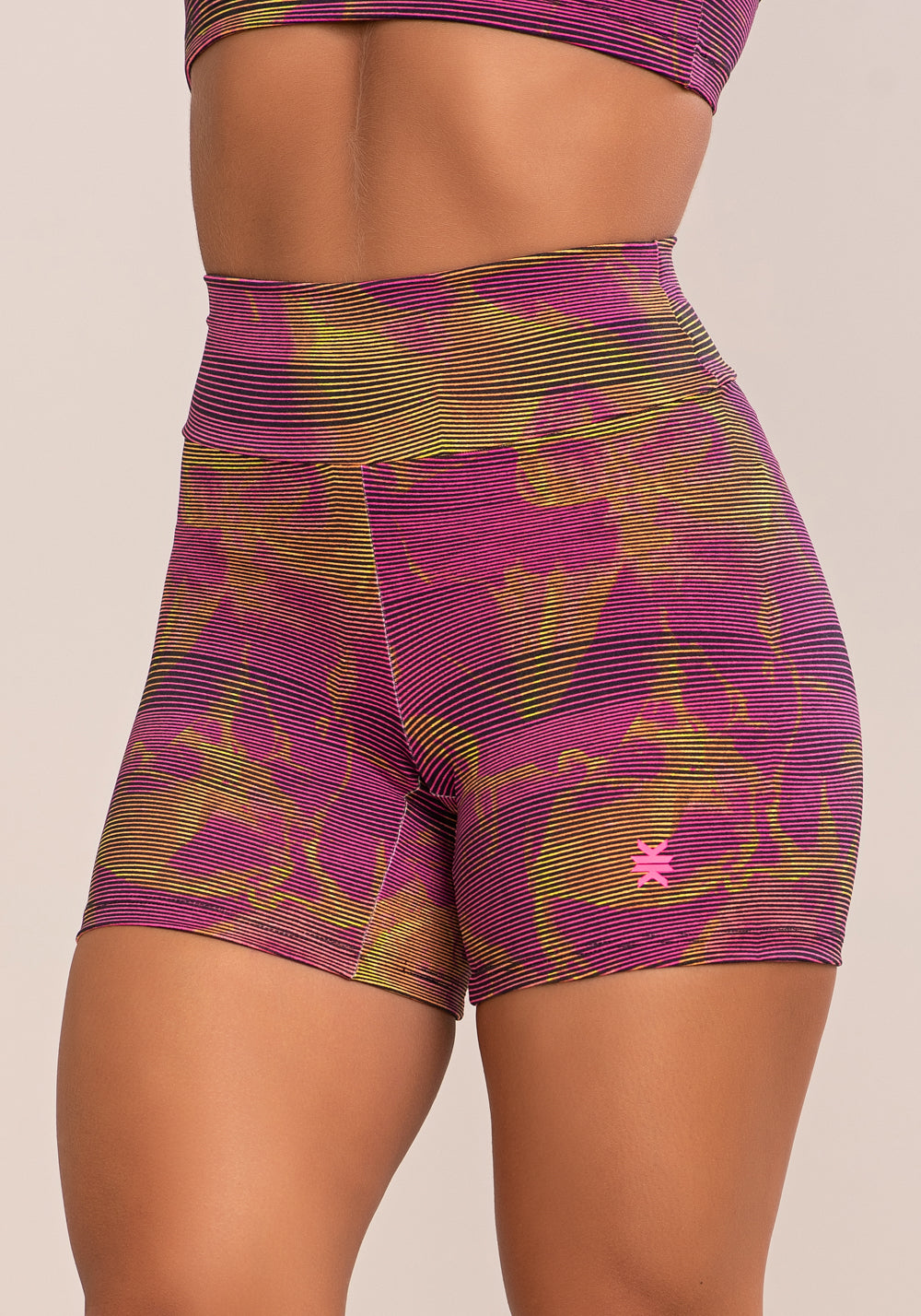 Short Fitness Feminino Euphoria Estampa Smoke Lines Dlk