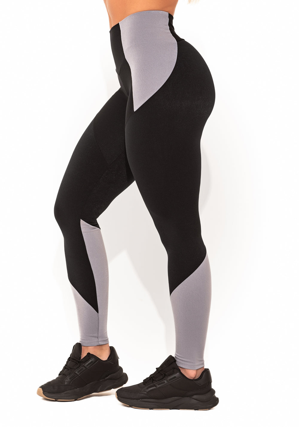Legging Fitness Feminina Preto E Cinza Com Recortes Canelado Elegance Dlk