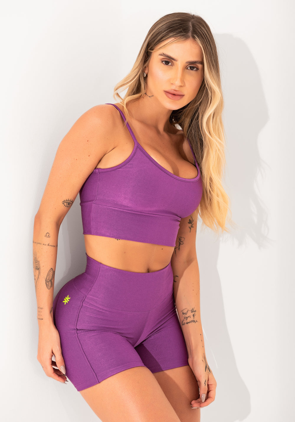 Short Fitness Feminino Roxo Canelado Elegance Dlk