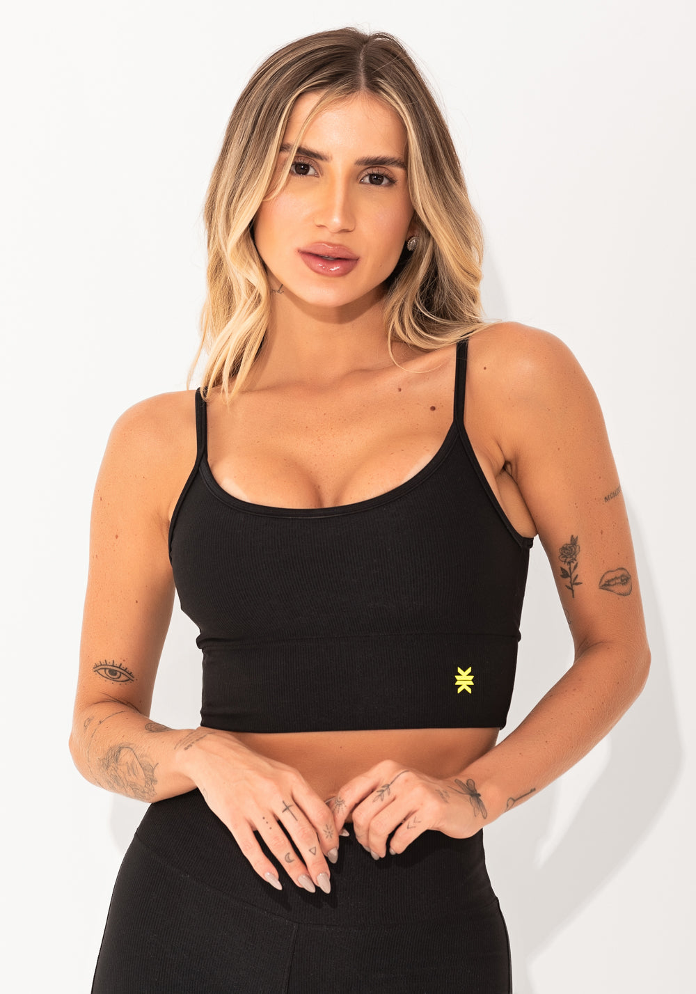 Top Fitness Feminino Preto Com Bojo Canelado Elegance Dlk