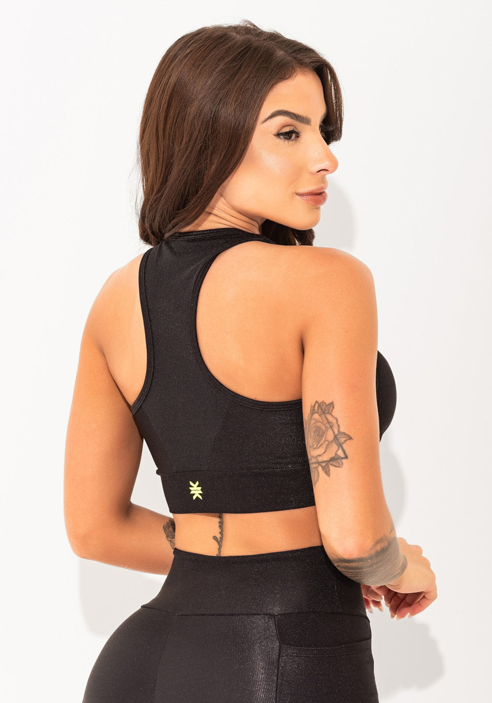 Top Fitness Feminino Preto Canelado Cut-out Elegance Dlk