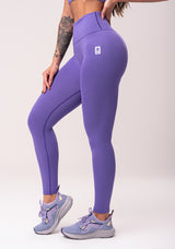 Legging Fitness Feminina Roxo Com Cós Alto E Detalhe Em V Seamless Dlk