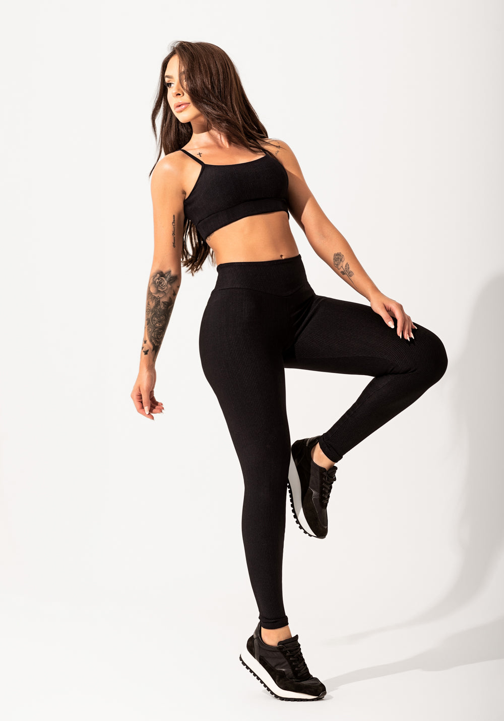 Legging Fitness Feminina Preta Canelada Elegance Dlk