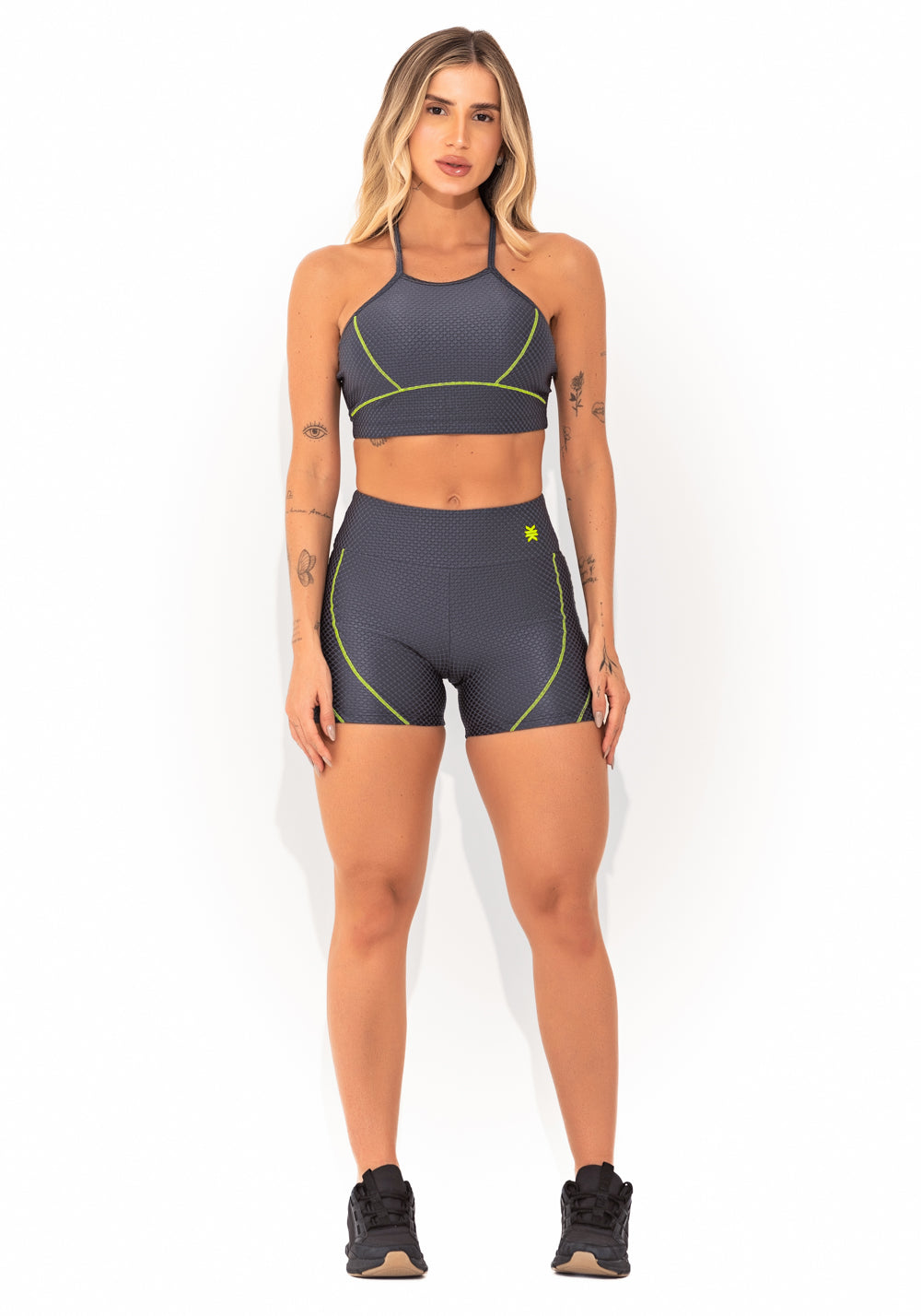 Short Fitness Feminino Cinza Texturizado Com Pesponto Elegance Dlk