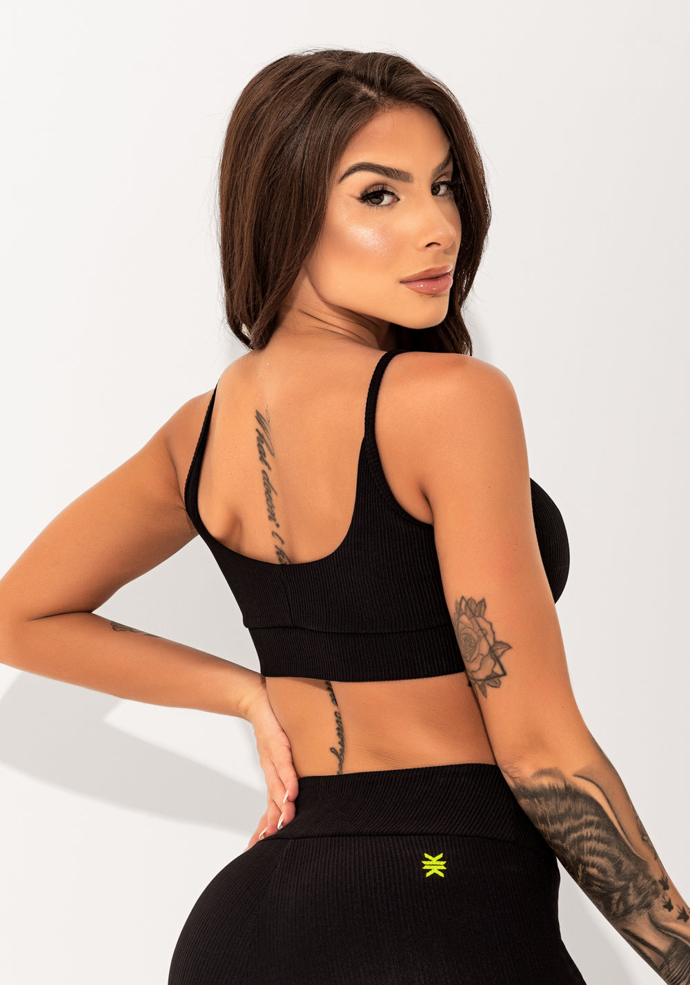 Top Fitness Feminino Preto Com Bojo Canelado Elegance Dlk