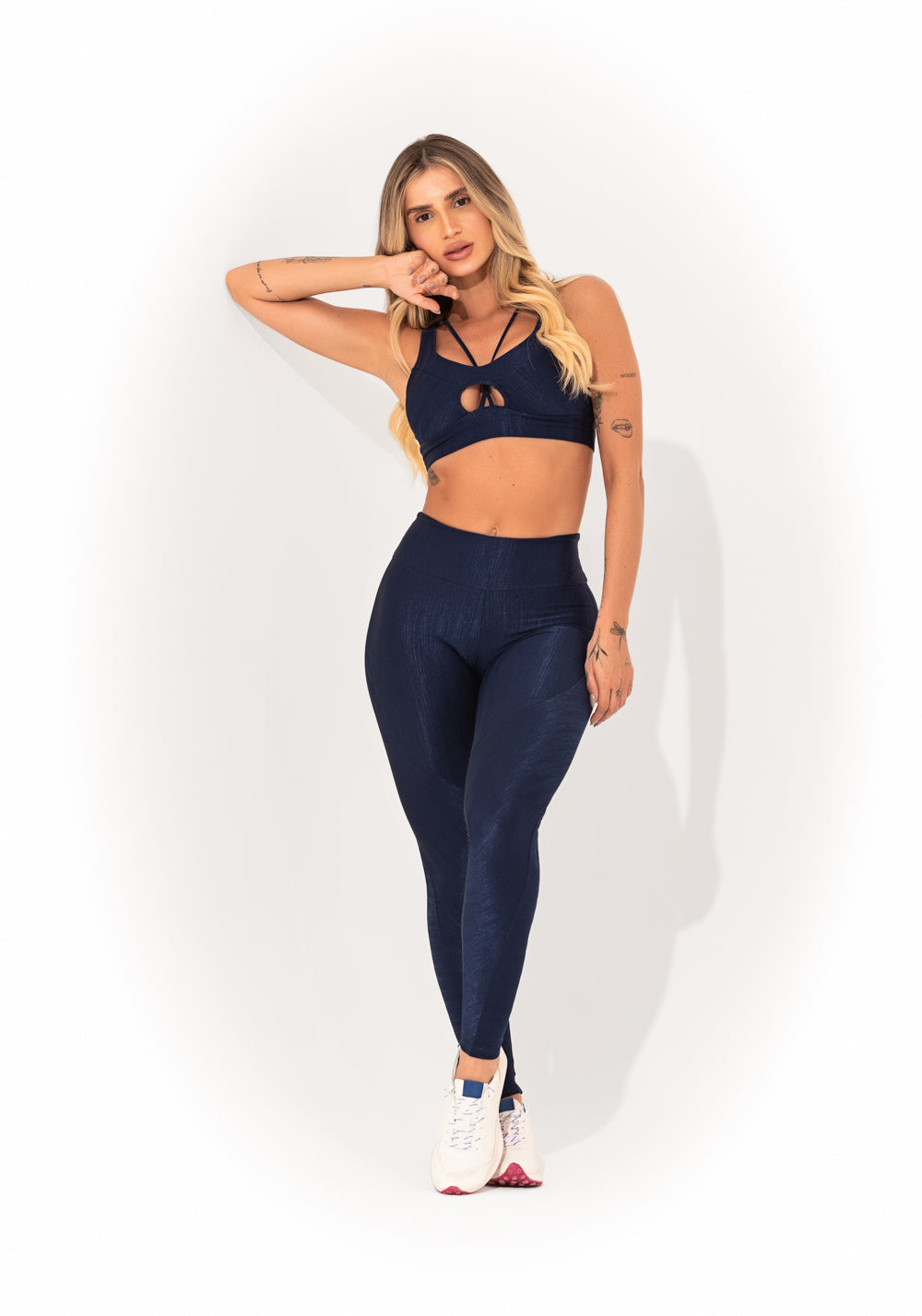 Top Fitness Feminino Marinho Texturizado Cut-out Com Recortes Elegance Dlk