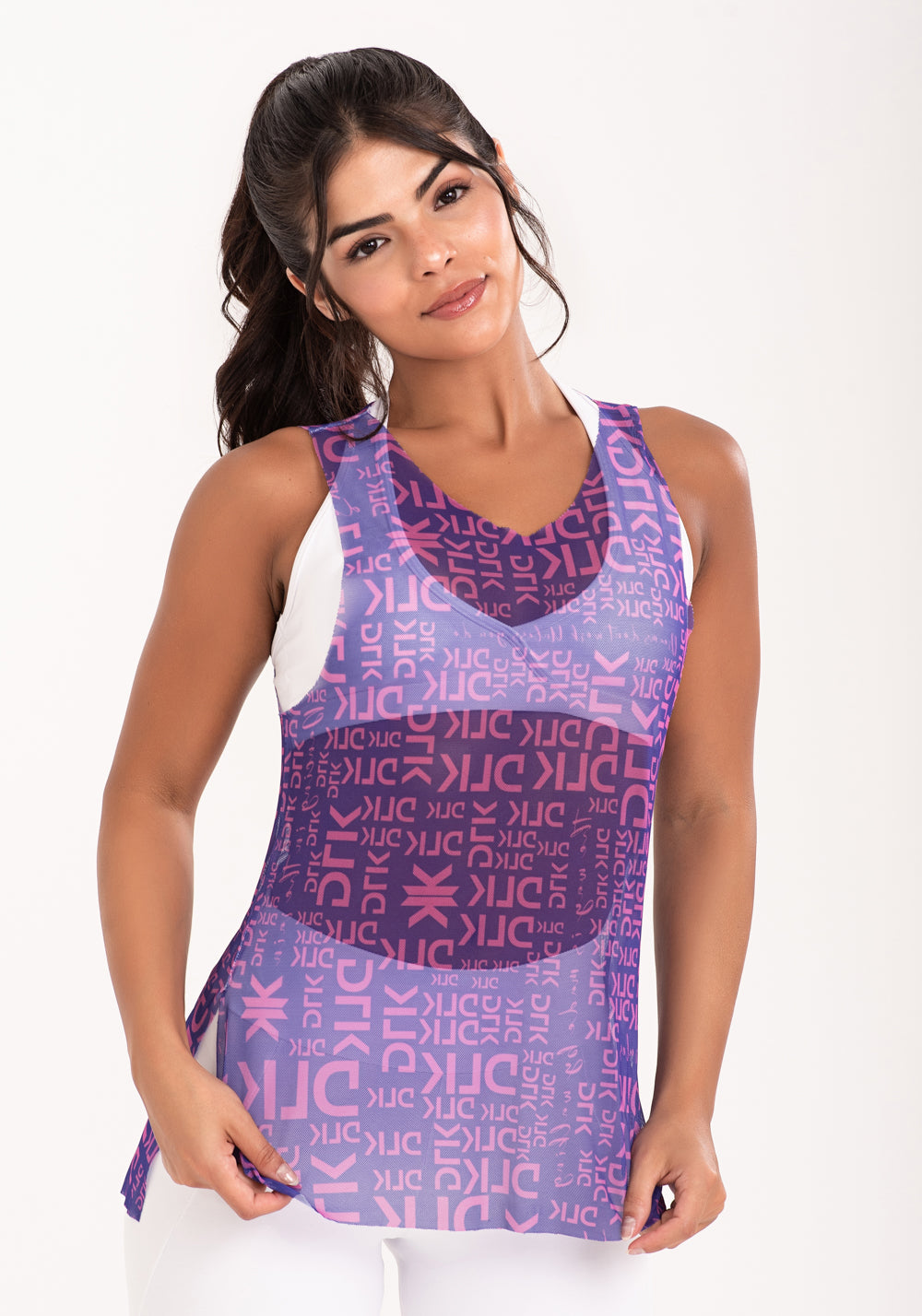 Camiseta De Tule Feminina Estampada Abertura Lateral Frases Roxo E Rosa Printed Dlk