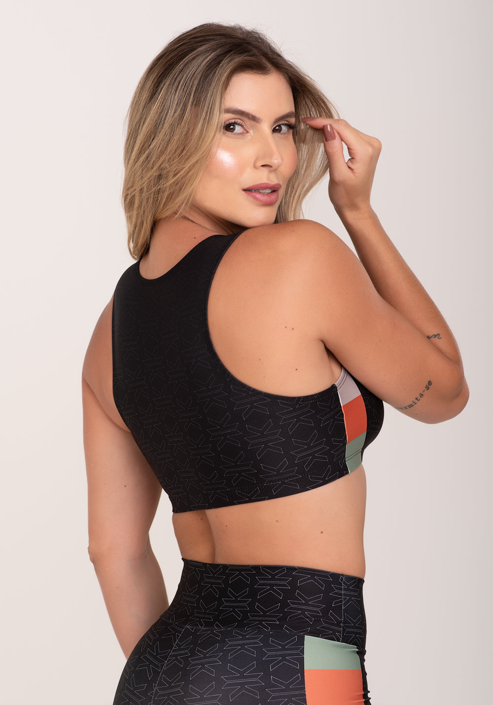 Top Fitness Feminino Estampado Motivation Preto Printed Dlk