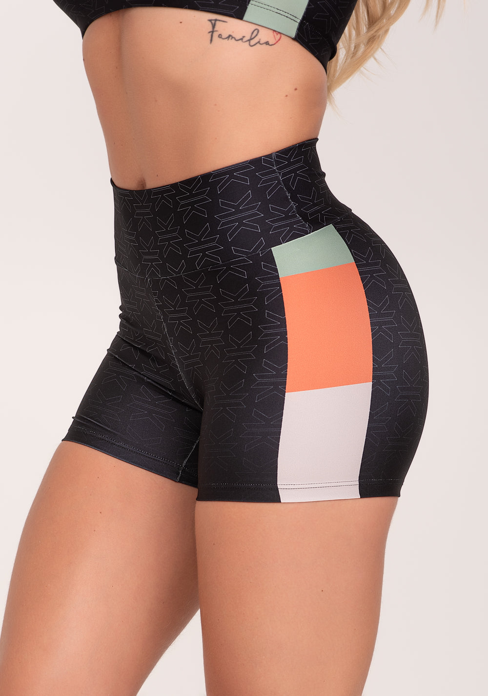 Short Fitness Feminino Estampado Motivation Preto Printed Dlk