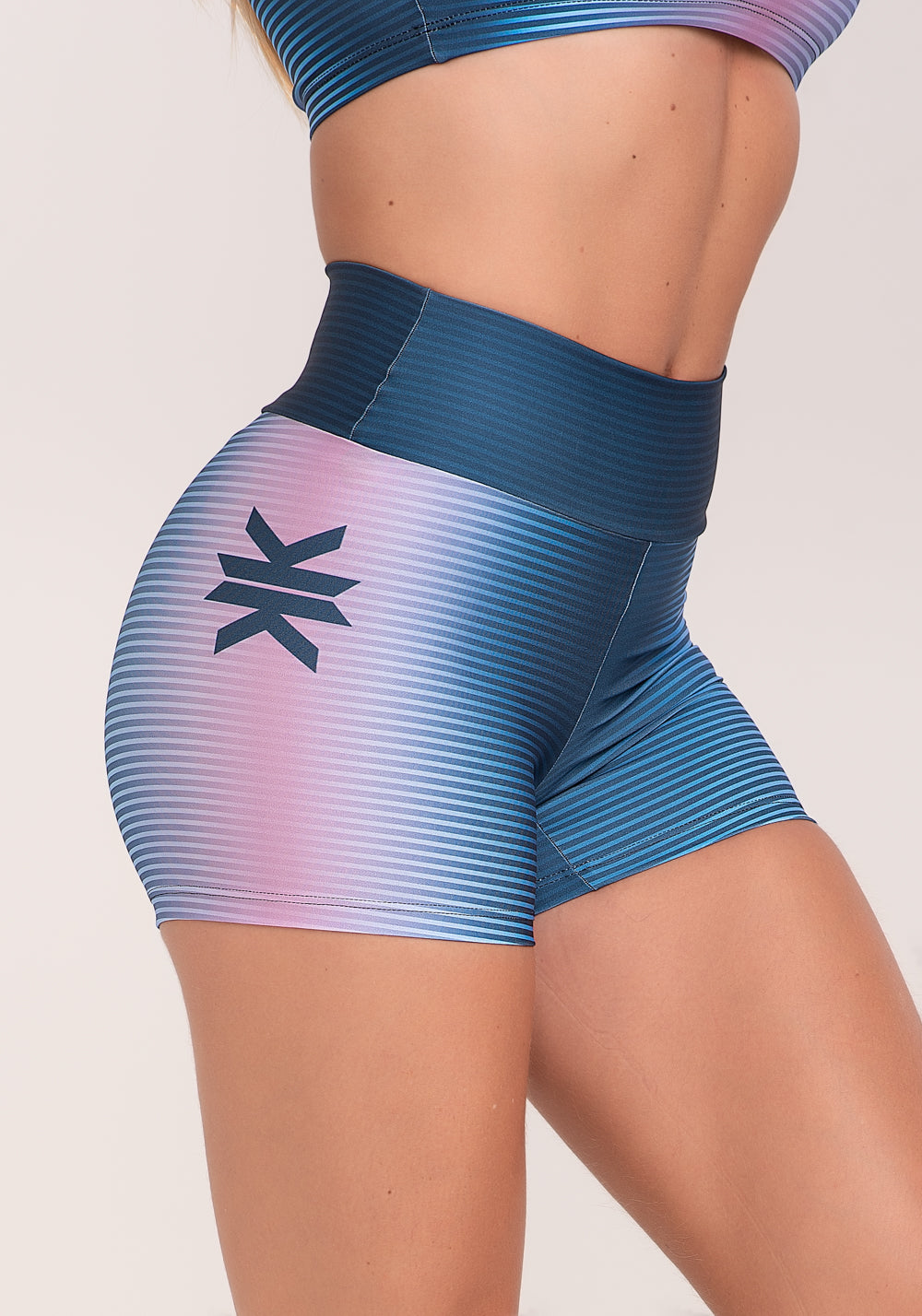 Short Fitness Feminino Estampado Win Lilás Printed Dlk