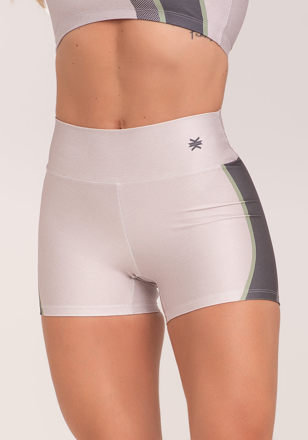 Short Fitness Feminino Estampado Belive Off White Printed Dlk