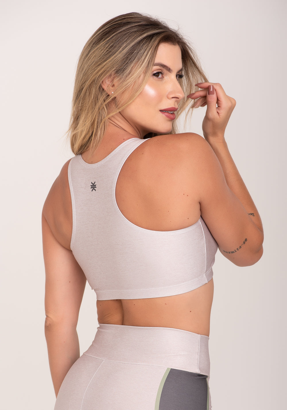 Top Fitness Feminino Nadador Estampado Belive Off White Printed Dlk