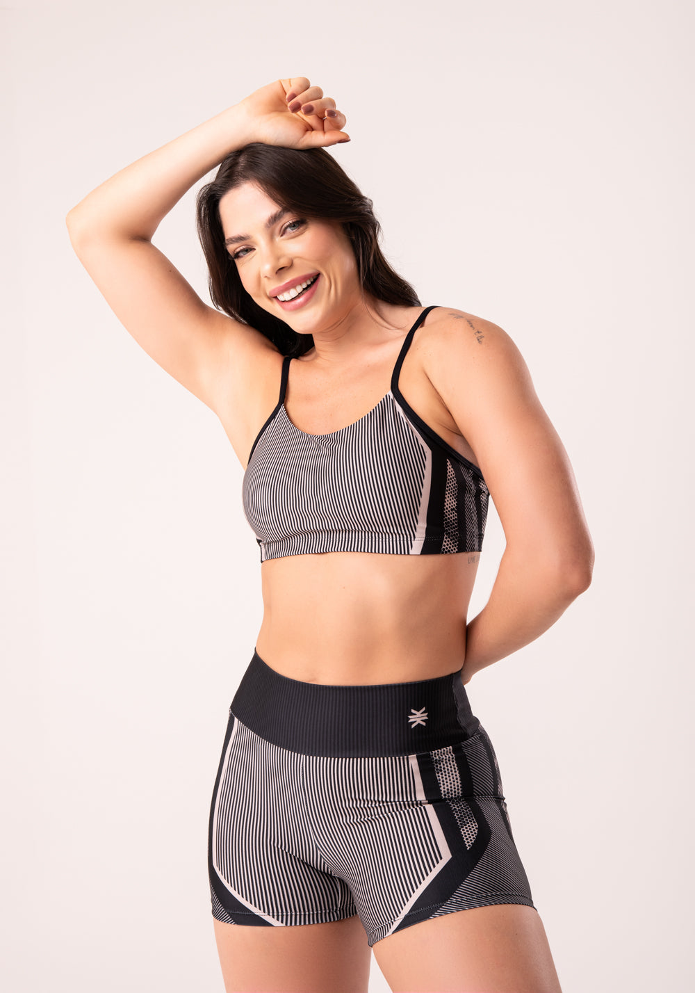 Top Fitness Feminino Com Bojo Estampado Strong Nude Printed Dlk