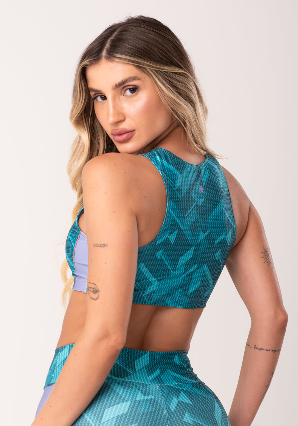 Top Fitness Feminino Estampado Brave Verde Printed Dlk