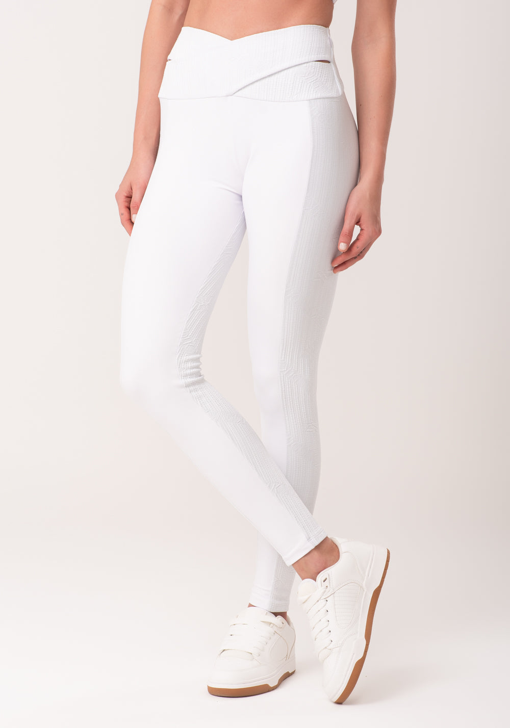 Legging Fitness Feminina Branco Com Cós Transpassado New Age Dlk