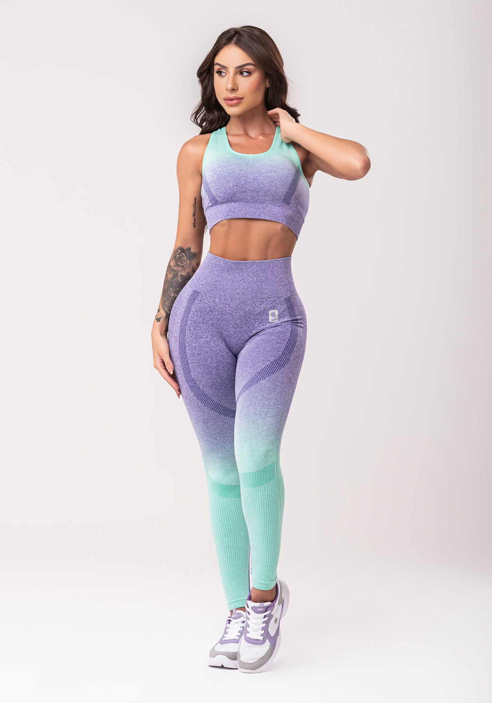 Legging Fitness Feminina Degradê Detalhe Bumbum Seamless Dlk