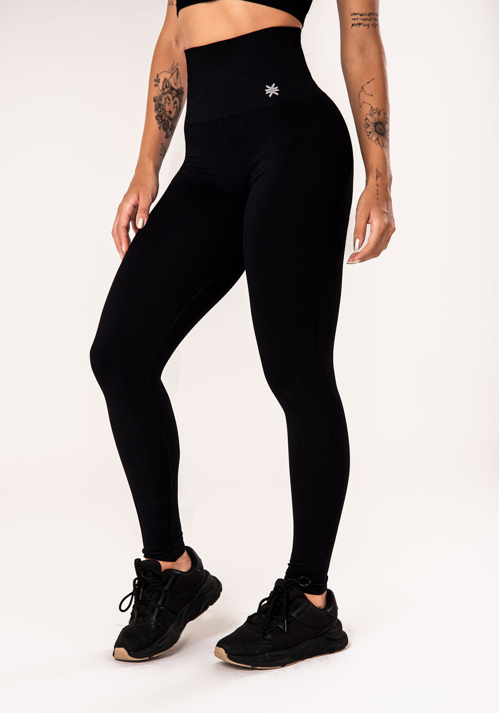 Legging Fitness Feminina Preto Com Recorte Canelado Seamless Dlk