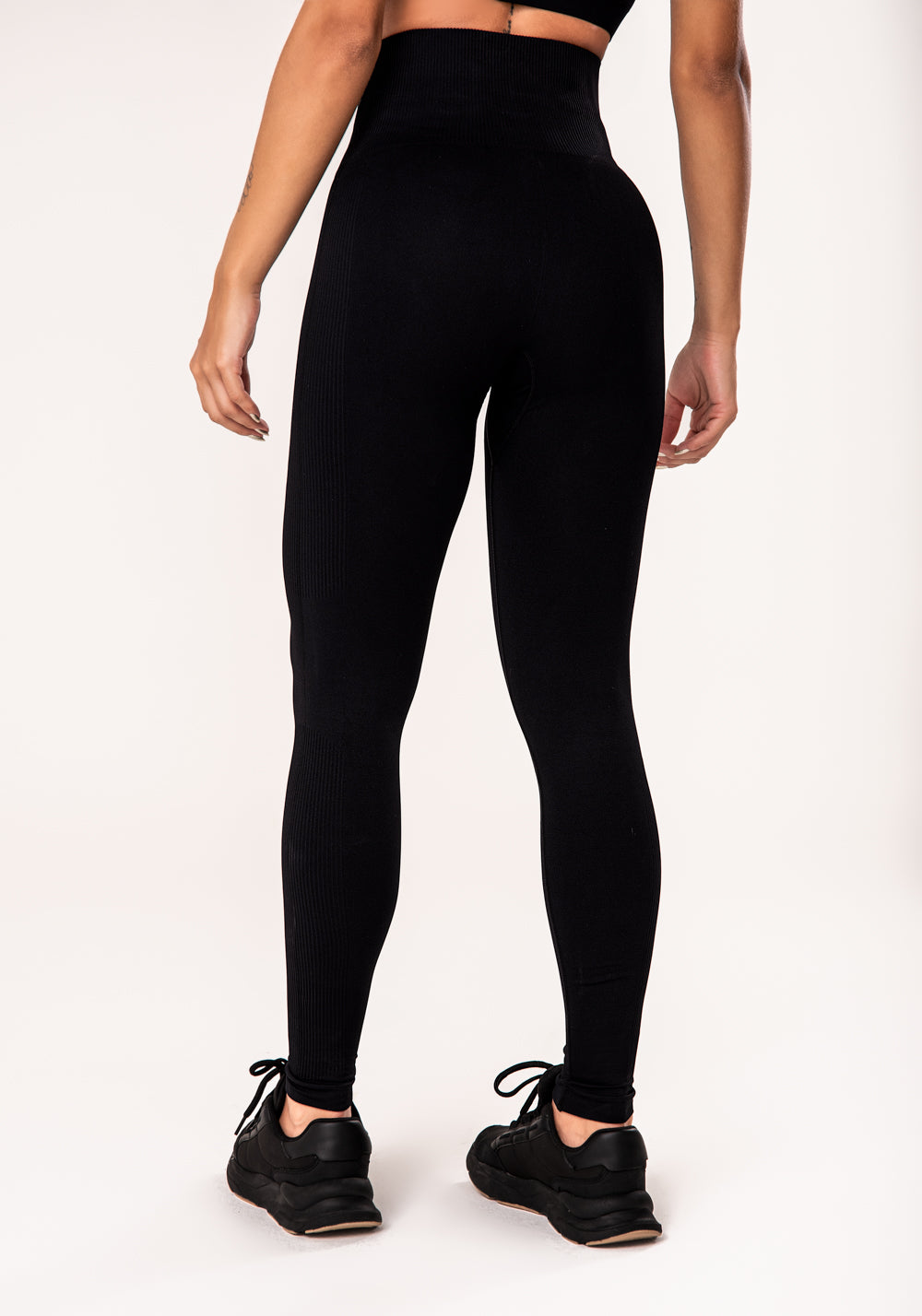 Legging Fitness Feminina Preto Com Recorte Canelado Seamless Dlk