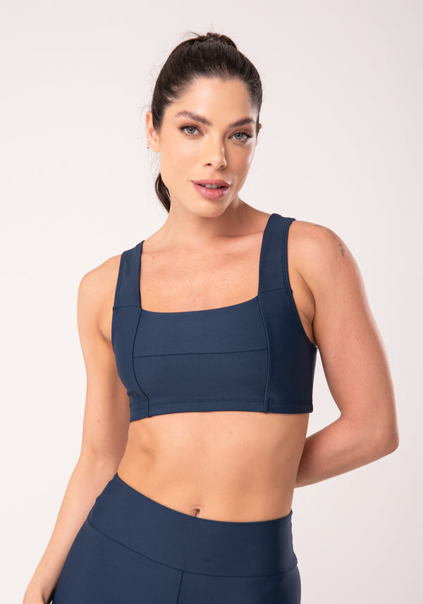 Top Fitness Feminino Marinho Com Recortes E Decote Reto Dlk