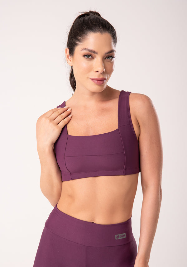 Top Fitness Feminino Malbec Com Recortes E Decote Reto Dlk