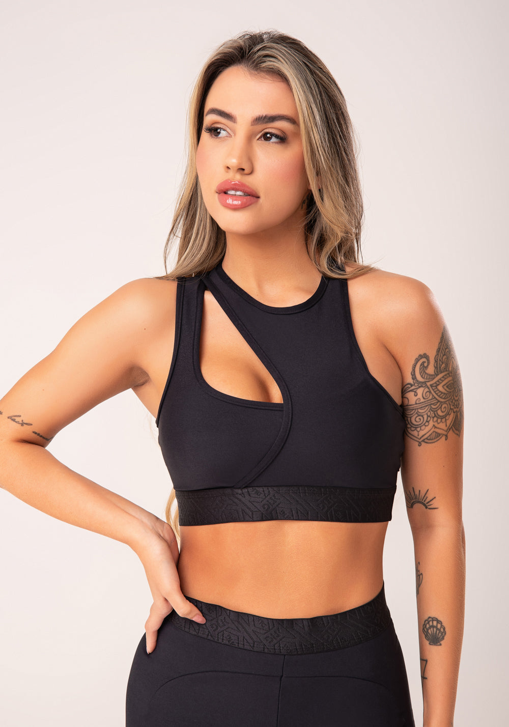 Top Fitness Feminino Preto Assimétrico Com Elástico Flow Dlk