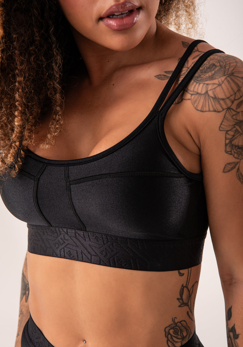 Top Fitness Feminino Preto Com Alças Duplas E Elástico Flow Dlk