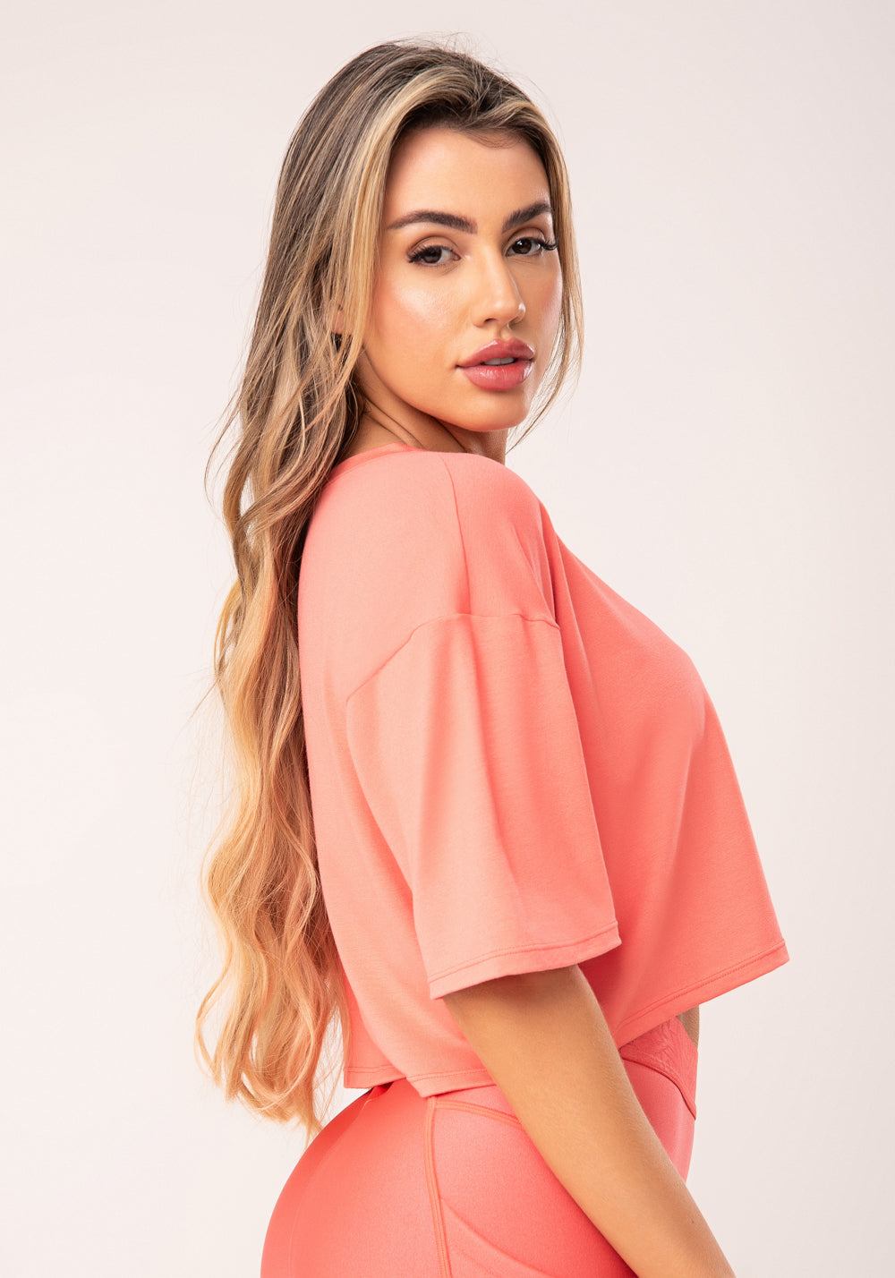 Cropped Feminino Coral Manga Curta Flow Dlk