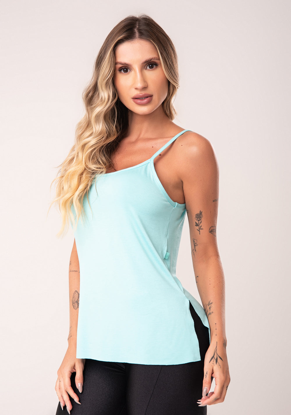 Camiseta Feminina Verde Alças Finas Flow Dlk