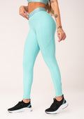Legging Fitness Feminina Verde Com Recortes E Elástico Na Cintura Flow Dlk