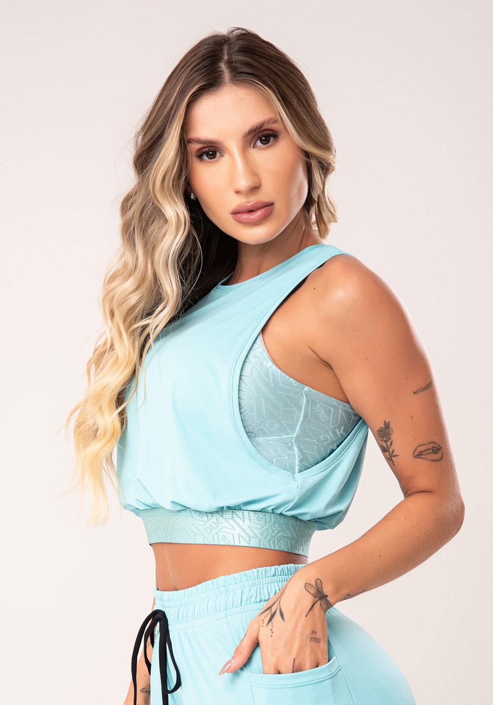 Cropped Verde Maxi Cava Com Elástico Flow Dlk