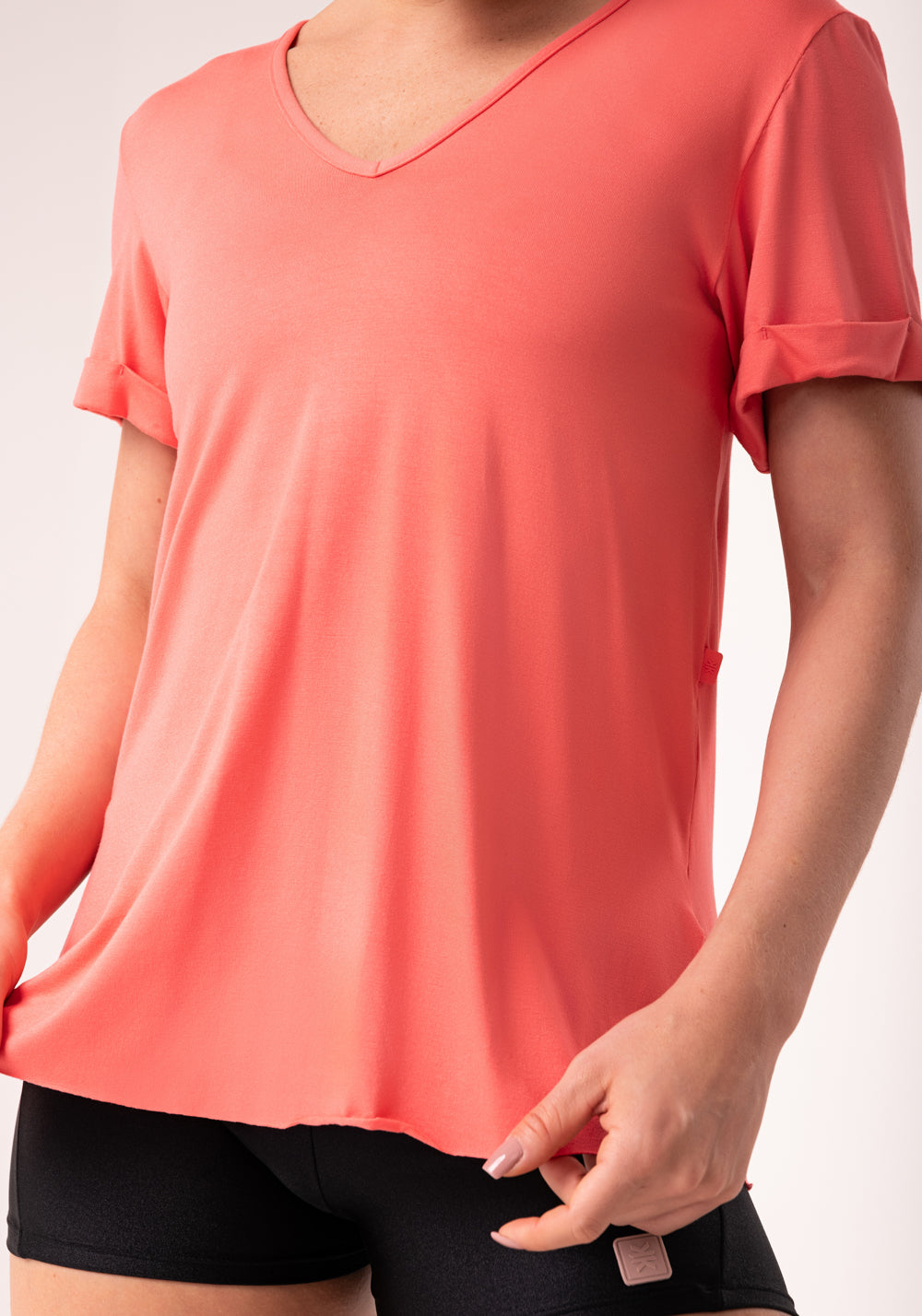 Blusa Fitness Feminina Coral Decote V Flow Dlk
