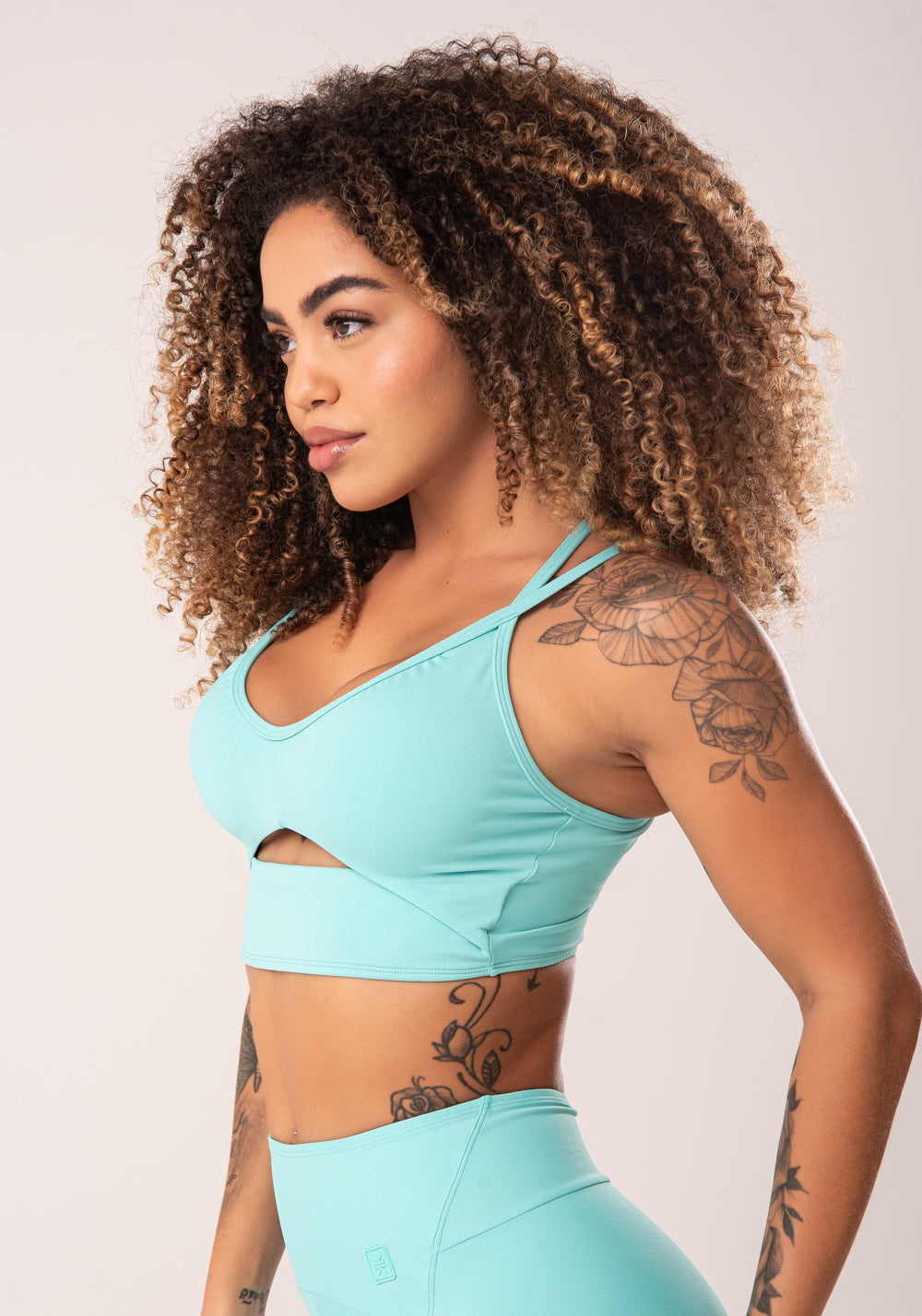 Top Fitness Feminino Verde Cut-out Com Decote Franzido Flow Dlk