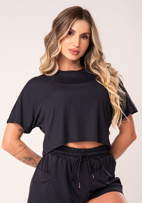 Cropped Feminino Preto Com Fenda Nas Costas Flow Dlk