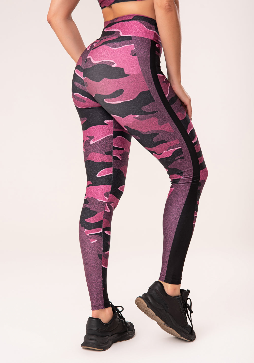 Legging Fitness Feminina Estampada Camuflado Rosa E Preto Printed Dlk