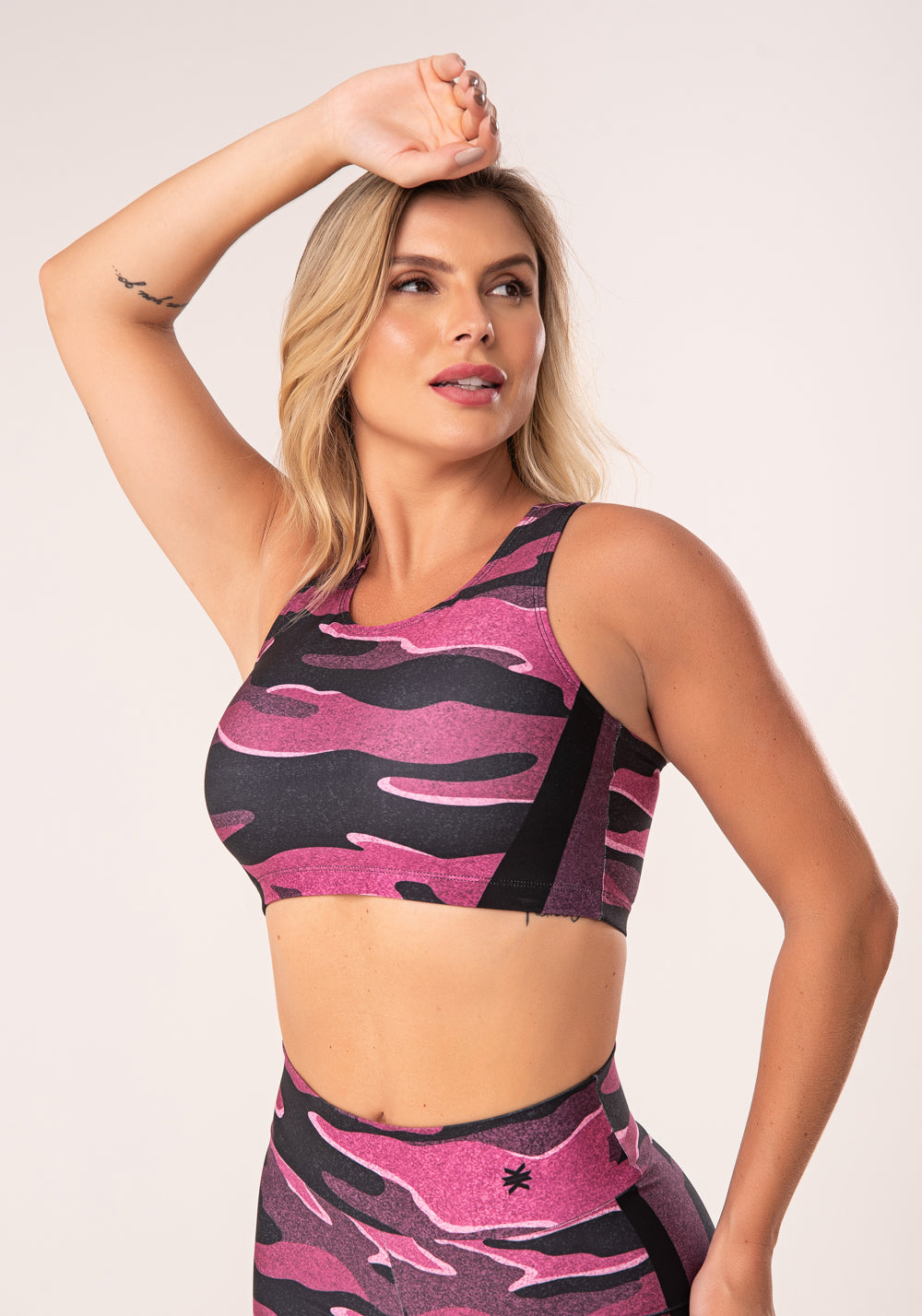 Top Fitness Feminino Nadador Estampado Camuflado Rosa E Preto Printed Dlk