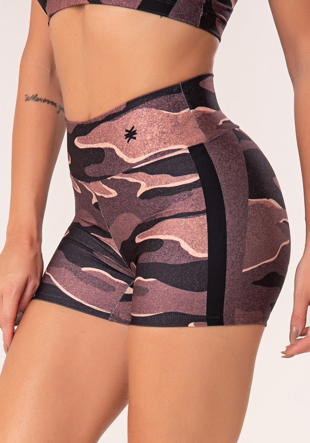 Short Fitness Feminino Estampado Camuflado Terra Printed Dlk
