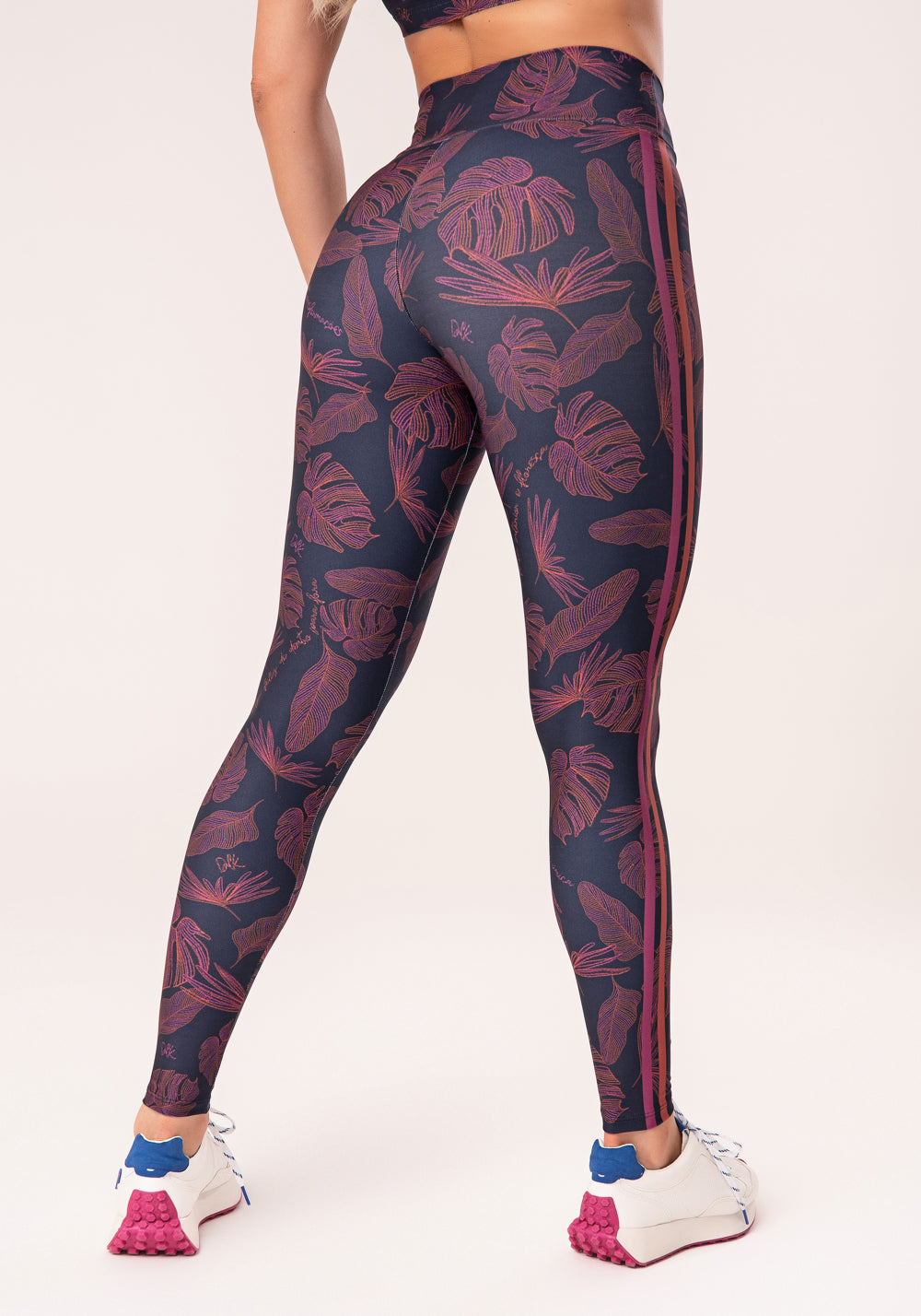 Legging Fitness Feminina Estampada Folhagens Bordadas Printed Dlk