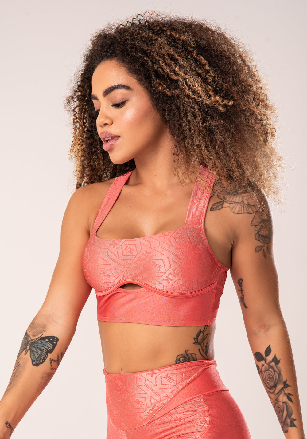 Top Fitness Feminino Coral Costas Cruzadas Flow Dlk