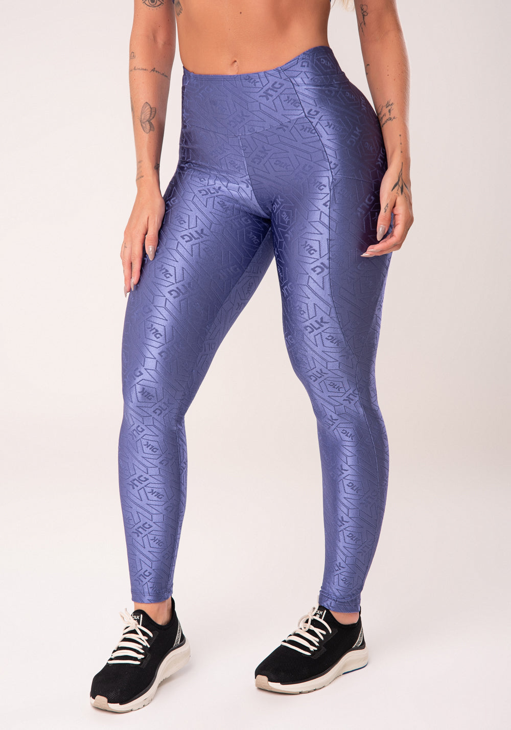 Legging Fitness Feminina Azul Com Recortes E Bolsos Flow Dlk