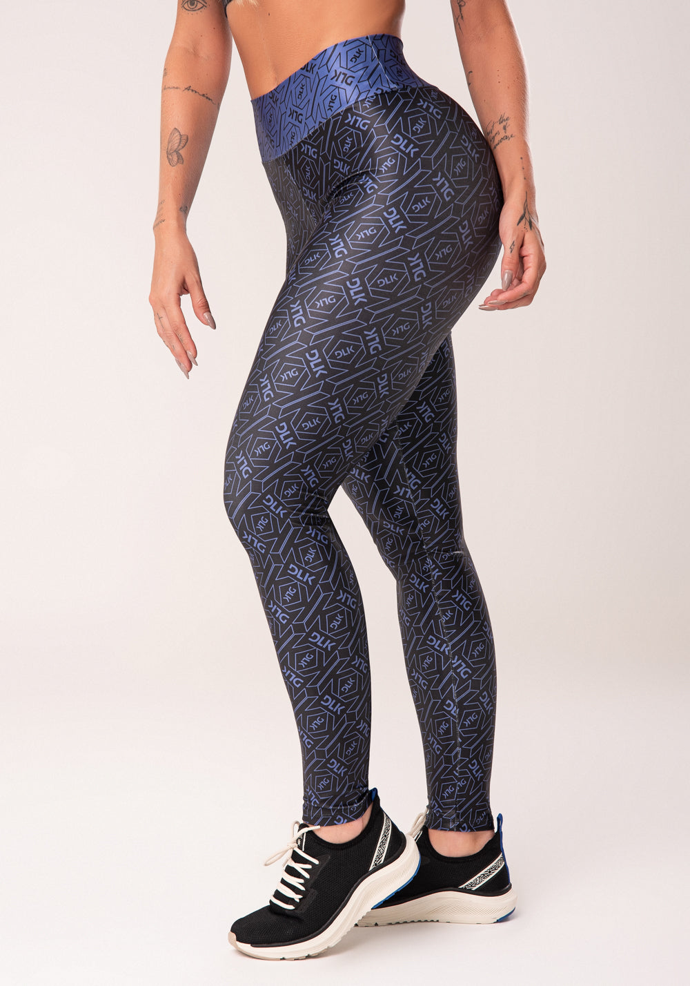 Legging Fitness Feminina Azul E Preto Logomania Flow Dlk