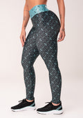 Legging Fitness Feminina Verde E Preto Logomania Flow Dlk