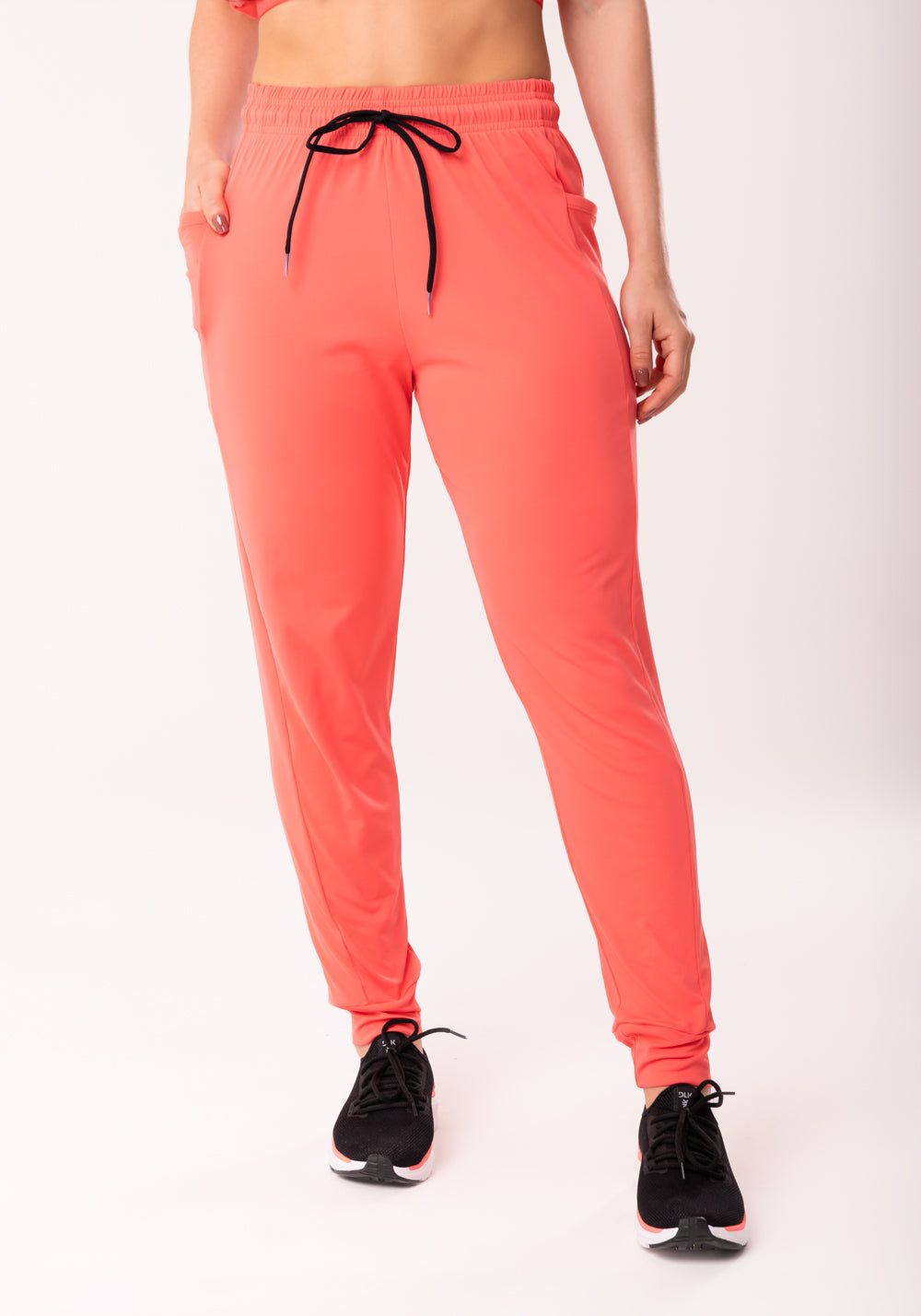 Calça Jogger Feminina Coral Com Bolso Flow Dlk