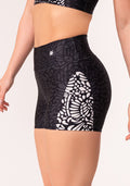 Short Fitness Feminino Estampado Arabesco Preto E Nude Printed Dlk