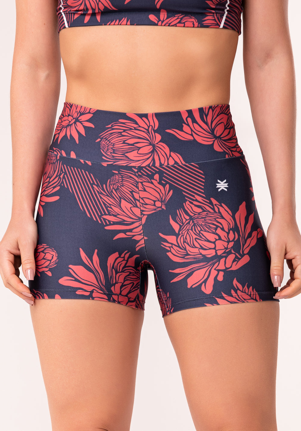 Short Fitness Feminino Estampado Floral Monocromático Printed Dlk