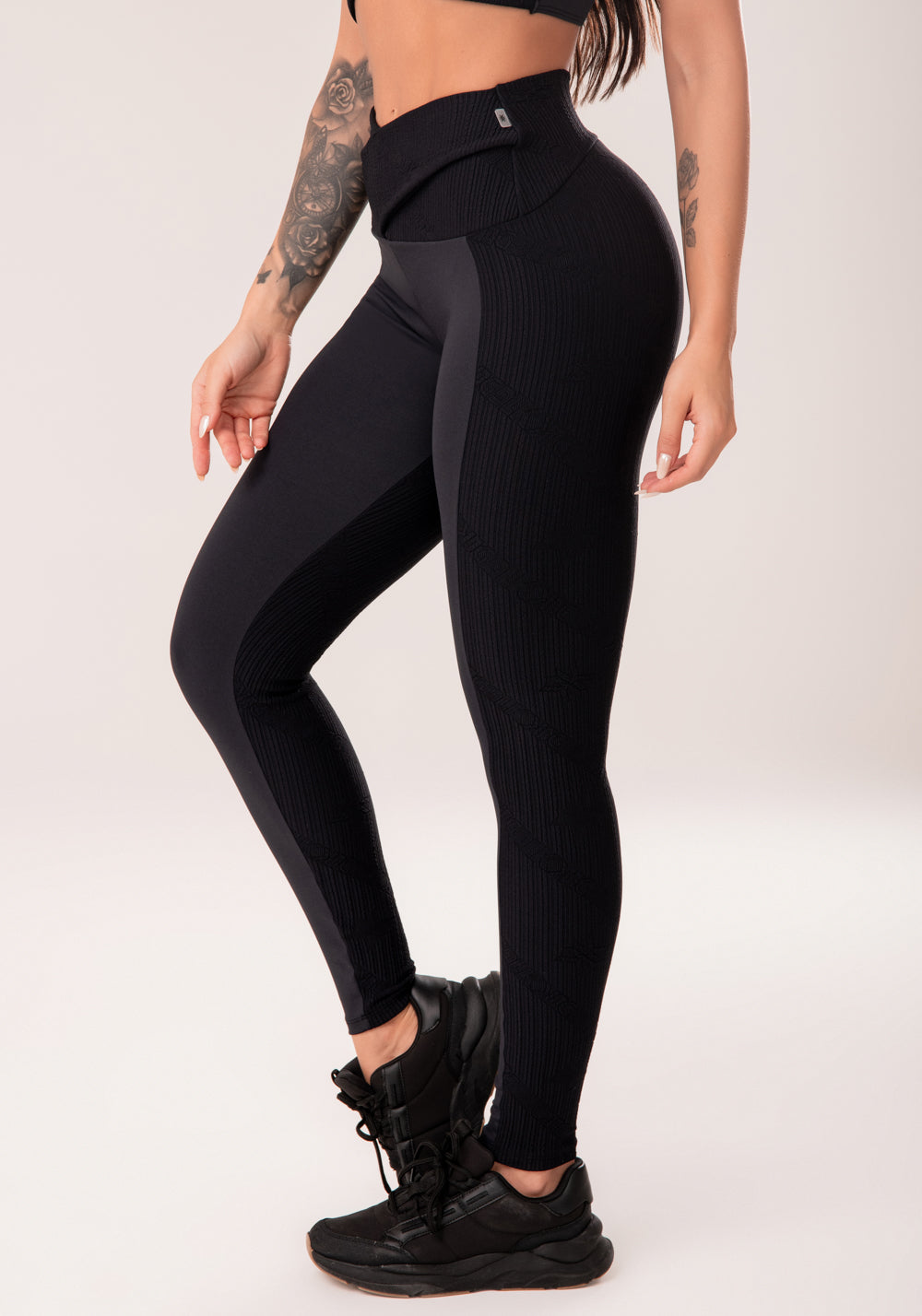Legging Fitness Feminina Preto Cós Transpassado Harmony Dlk
