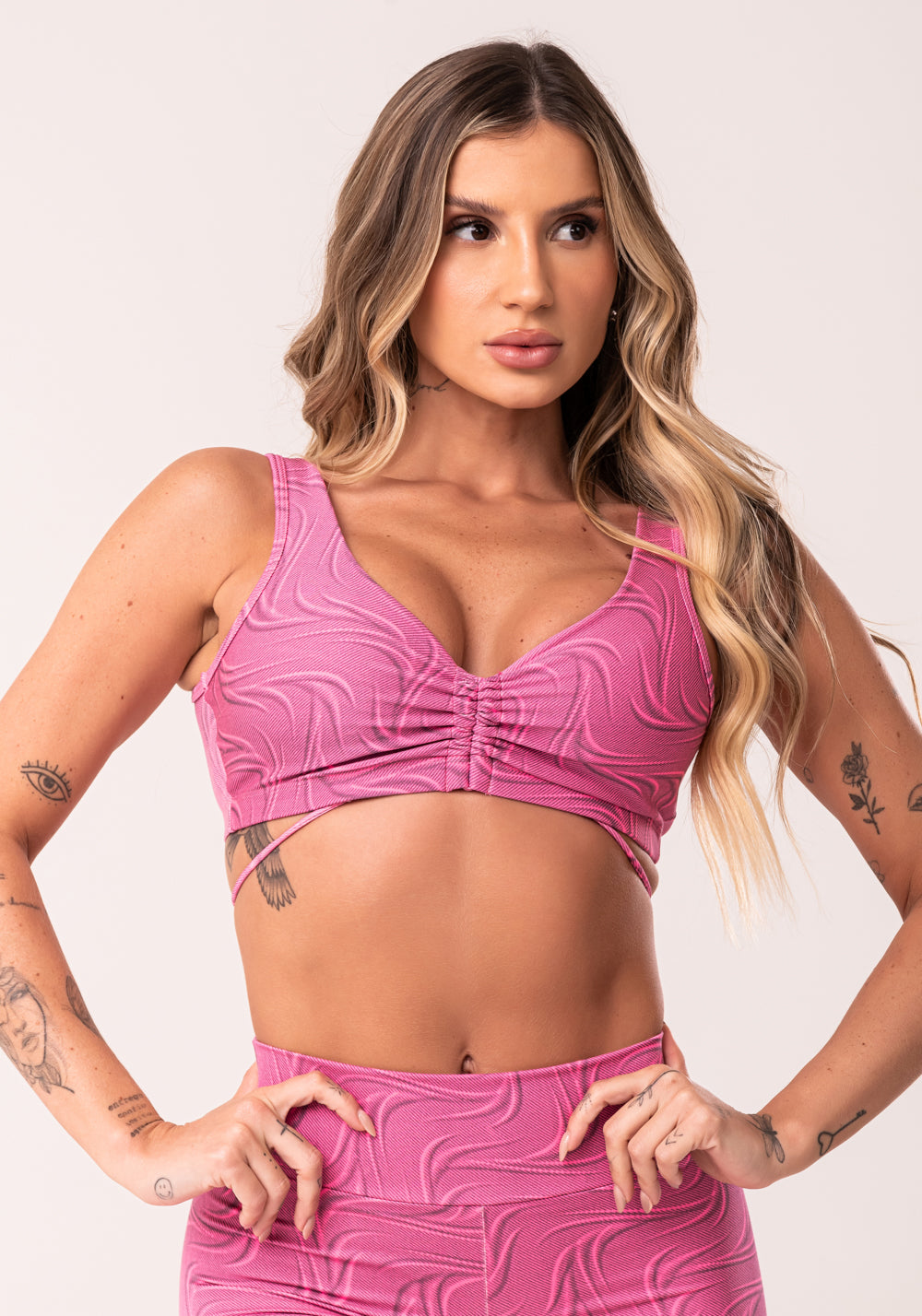 Conjunto Fitness Feminino Rosa Top Franzido E Short Estampa Sinuous Wave Euphoria Dlk