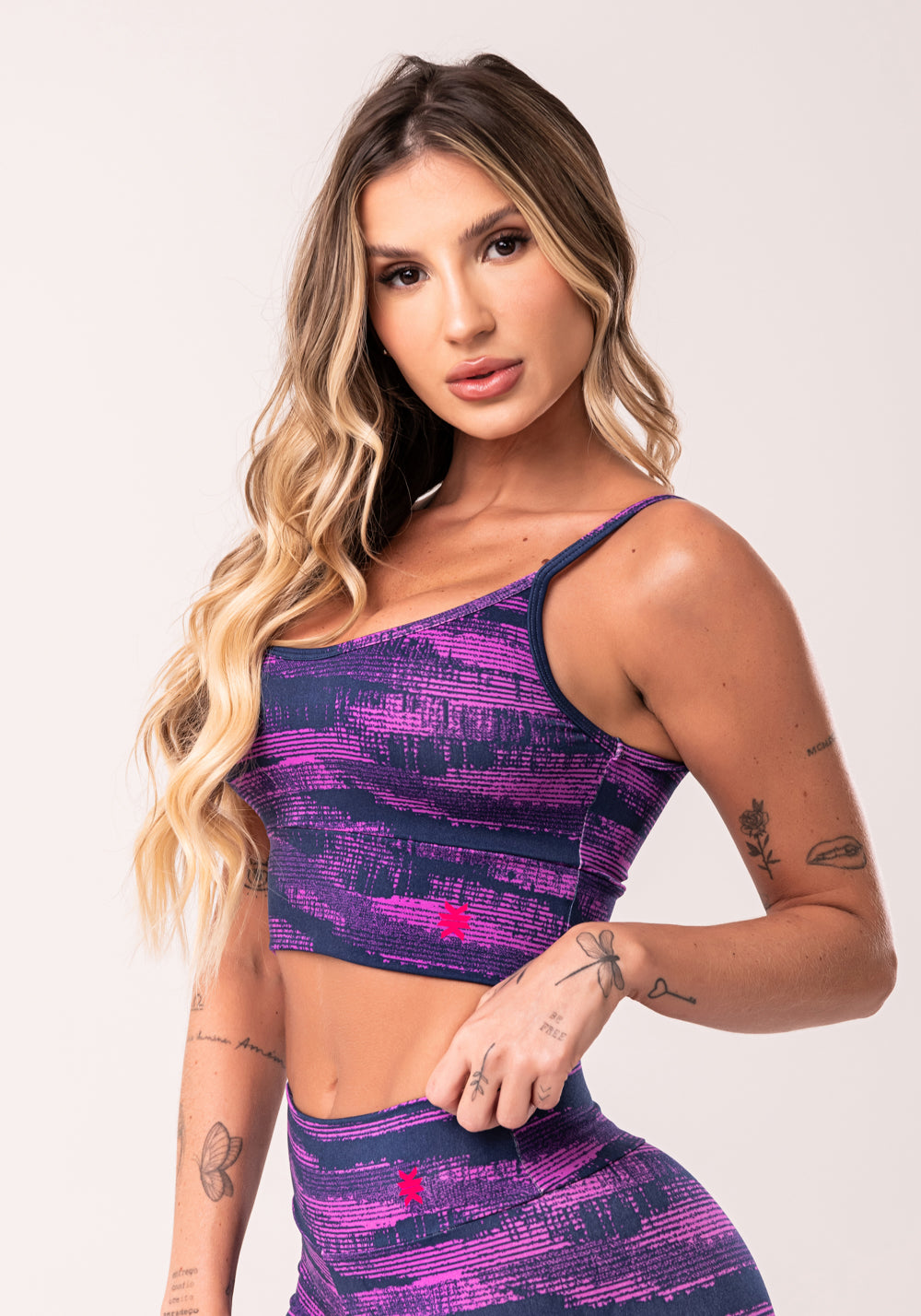 Top Fitness Feminino Pink Com Bojo Estampado Disruption Euphoria Dlk