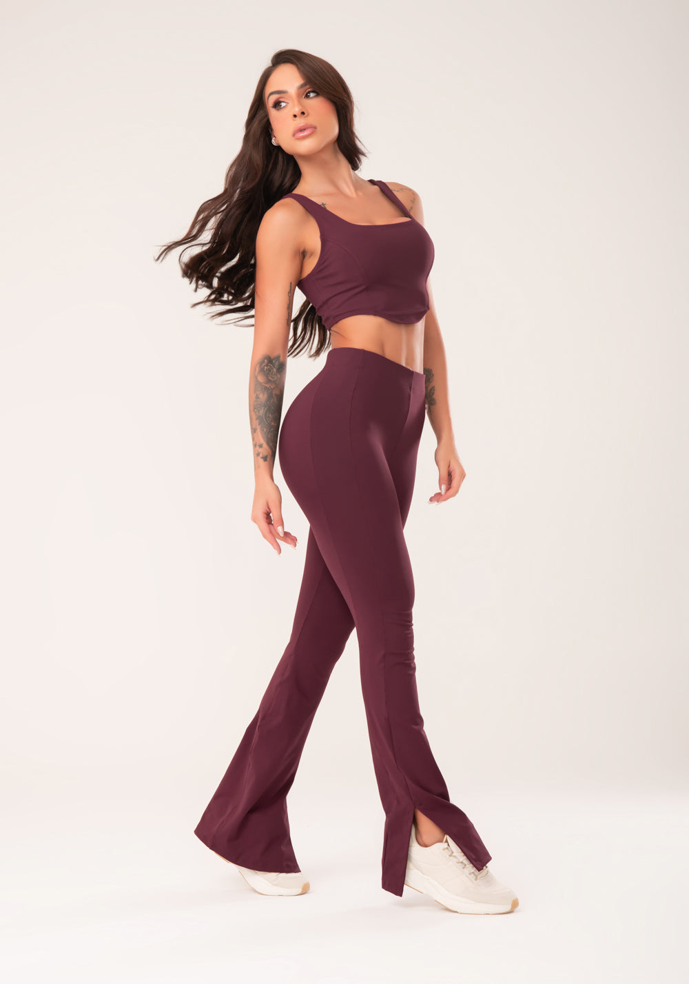 Calça Flare Feminina Vinho Com Fenda Harmony Dlk