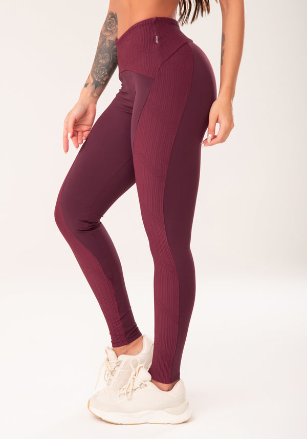 Legging Fitness Feminina Vinho Com Recortes Harmony Dlk