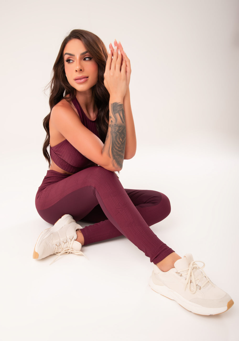Legging Fitness Feminina Vinho Com Recortes Harmony Dlk